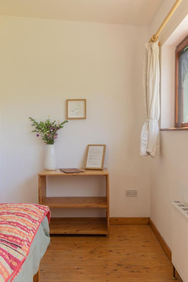 The Common Knowledge Centre Hostel Kilfenora Exterior photo