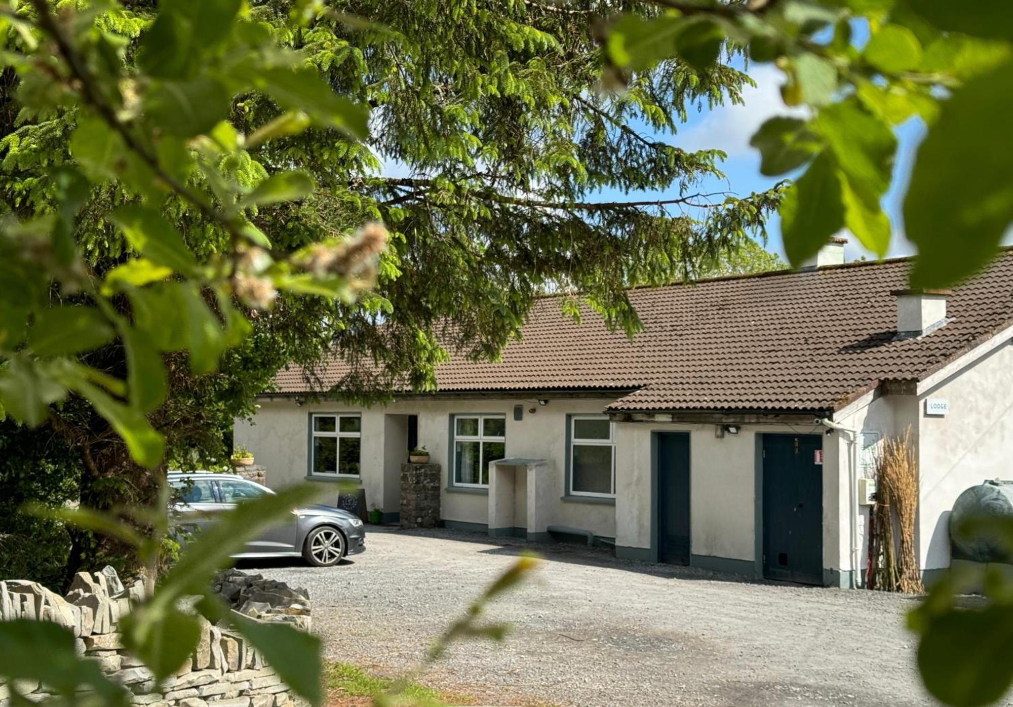 The Common Knowledge Centre Hostel Kilfenora Exterior photo